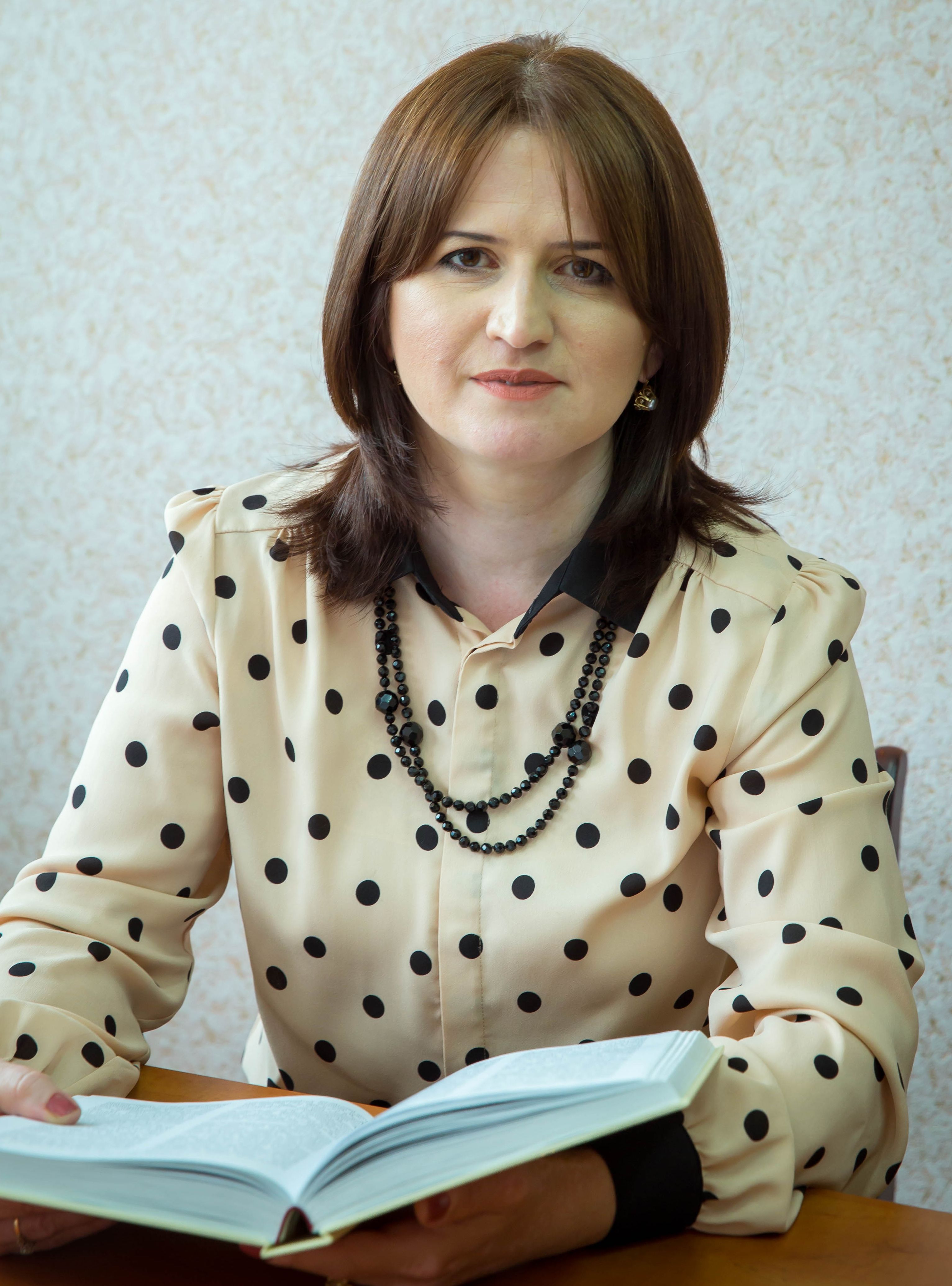 Gadzhalova_authpic12.jpg