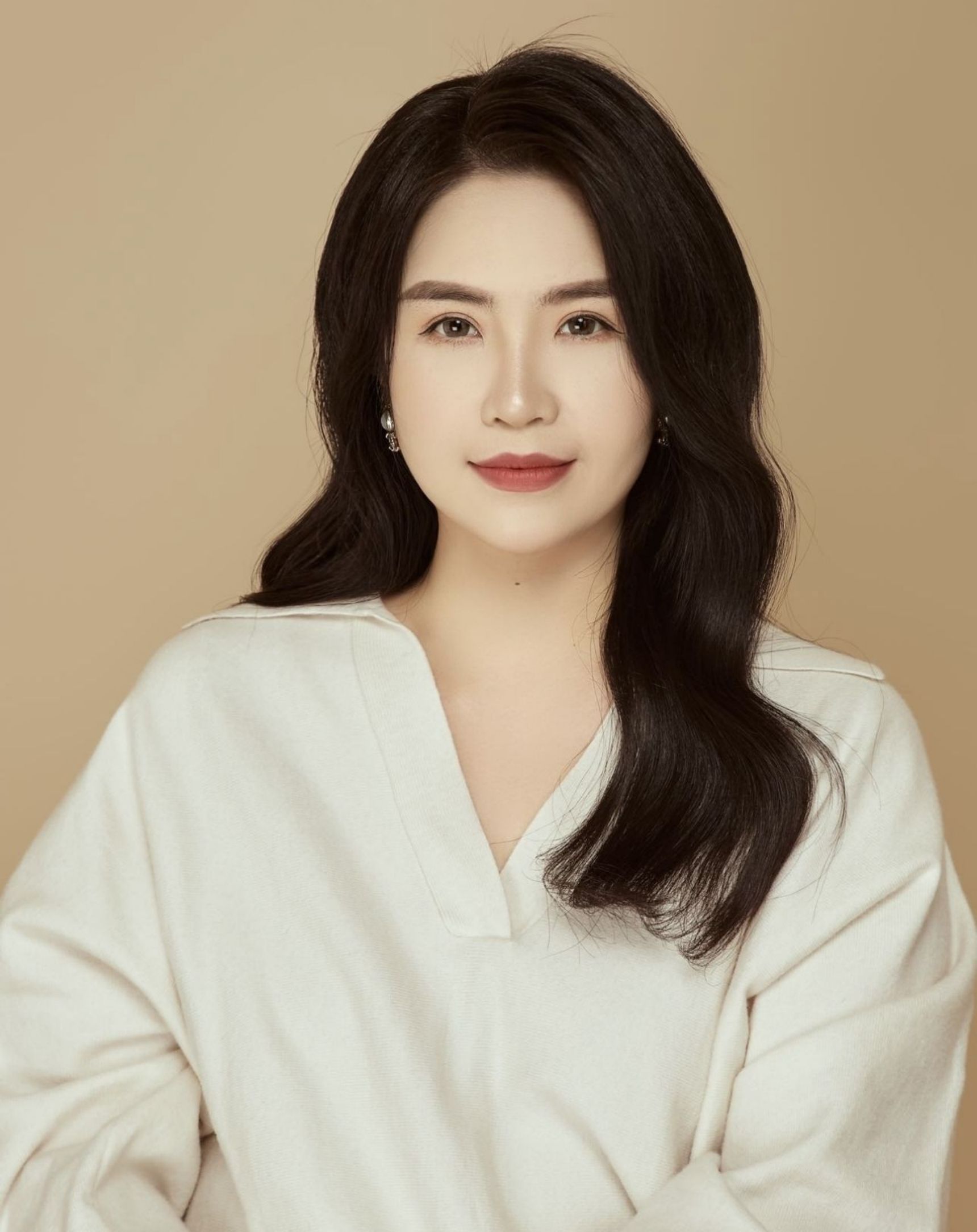 WeiJie_authpic1.jpg